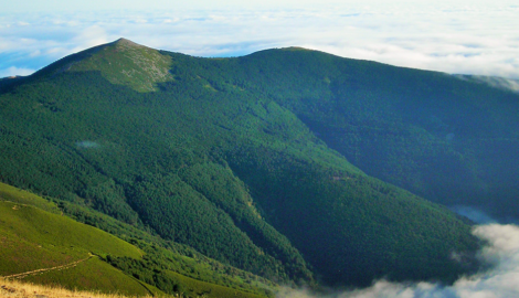 PICO TOROCUERVO        (1.933 m)